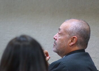 Alcalde de Ponce, Luis Irizarry Pabón, en el Tribunal de Ponce. (Foto: Jason Rodríguez Grafal)
