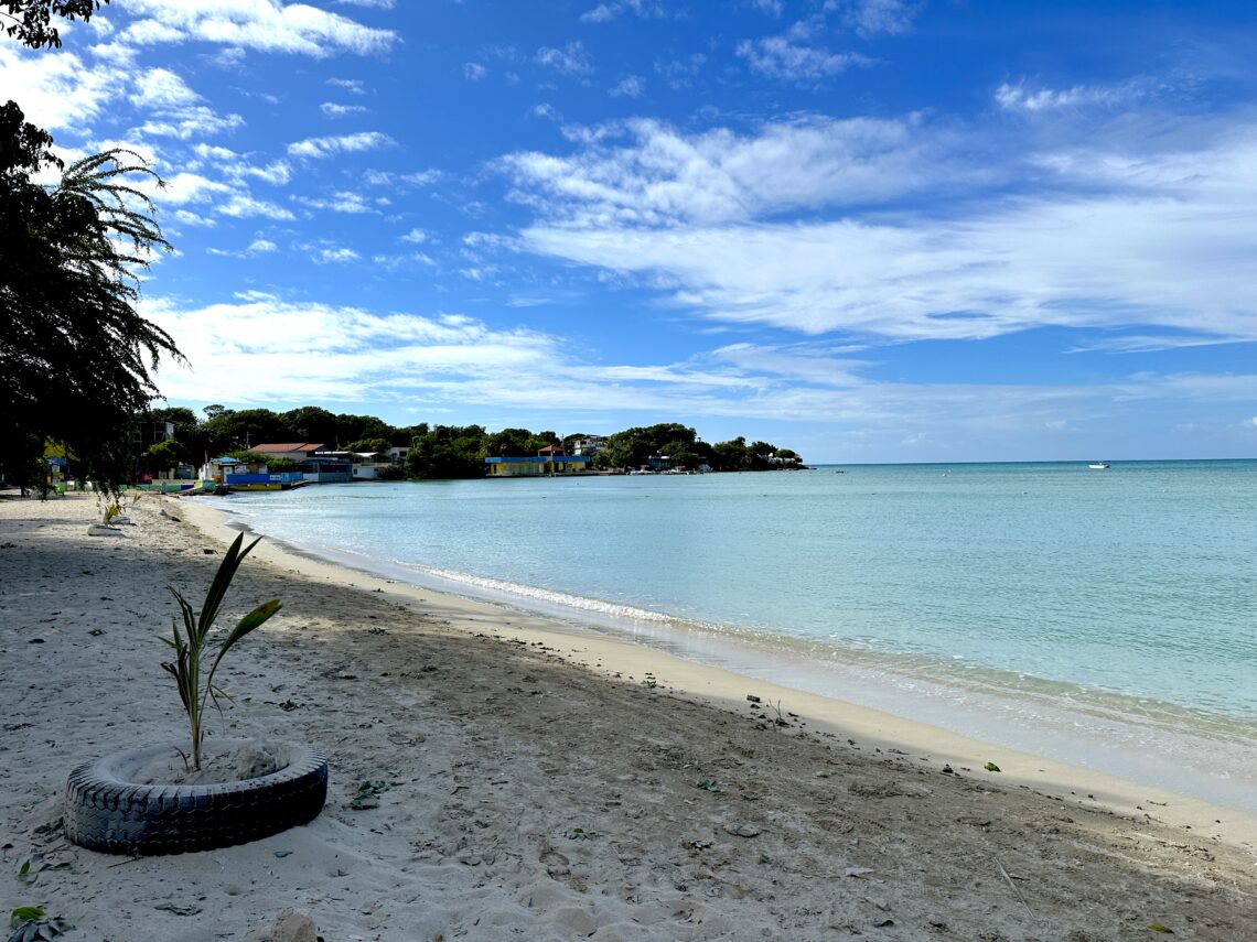 Playa Santa en Guánica. (Foto archivo)