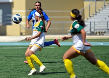 Las Tigresas de la UIPR a un paso de otra final del fútbol LAI. (Foto: LAI)