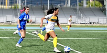 Las Tigresas de la UIPR pasaron a la final en el fútbol femenino LAI. (Foto: Luis F. Minguela / LAI)