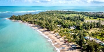 Balneario La Monserrate en Luquillo. (Foto: Discover Puerto Rico)