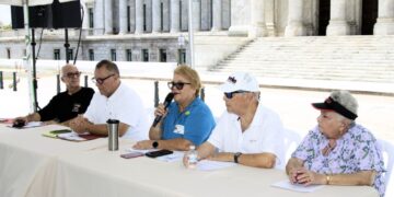 Líderes de organizaciones de pensionados. (Foto suministrada/archivo)