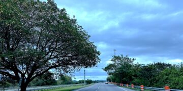 Expreso PR-52 de Juana Díaz a Santa Isabel. (Foto archivo)