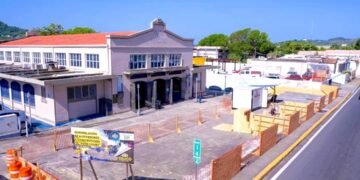 Plaza del Mercado de Yauco en proceso de reconstrucción. (Foto suministrada)