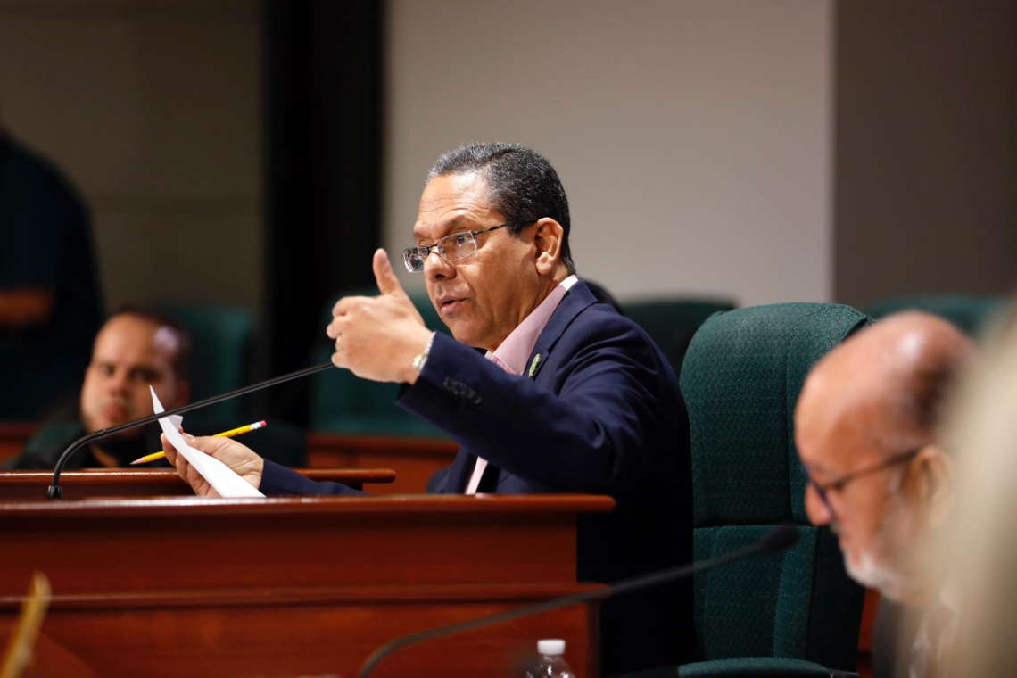 Representante Jesús Santa Rodríguez presidente de la Comisión de Hacienda. (Foto: Griselle Rosario)