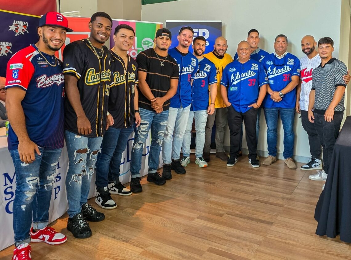 Jugadores del Equipo Caribe (Foto por Carmen Tita Pérez)