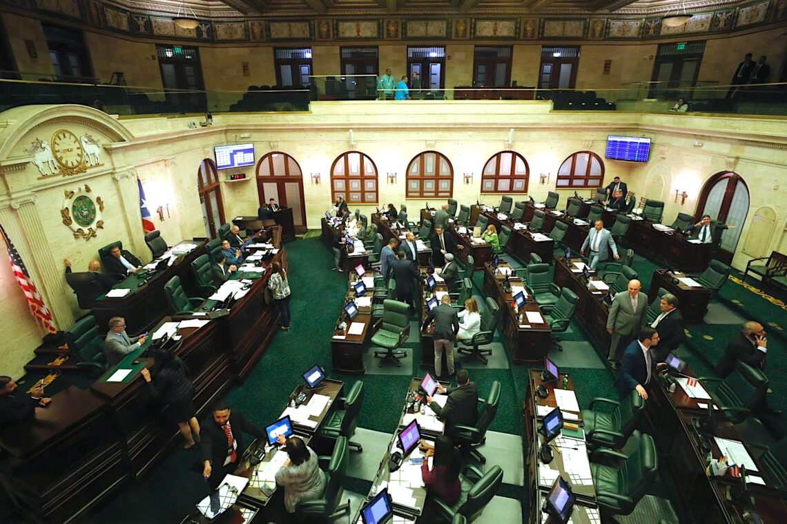 Miles de clientes en Coamo, Santa Isabel y Aibonito han estado sin servicio de energía eléctrica durante la pasada semana y media. (suministrada)