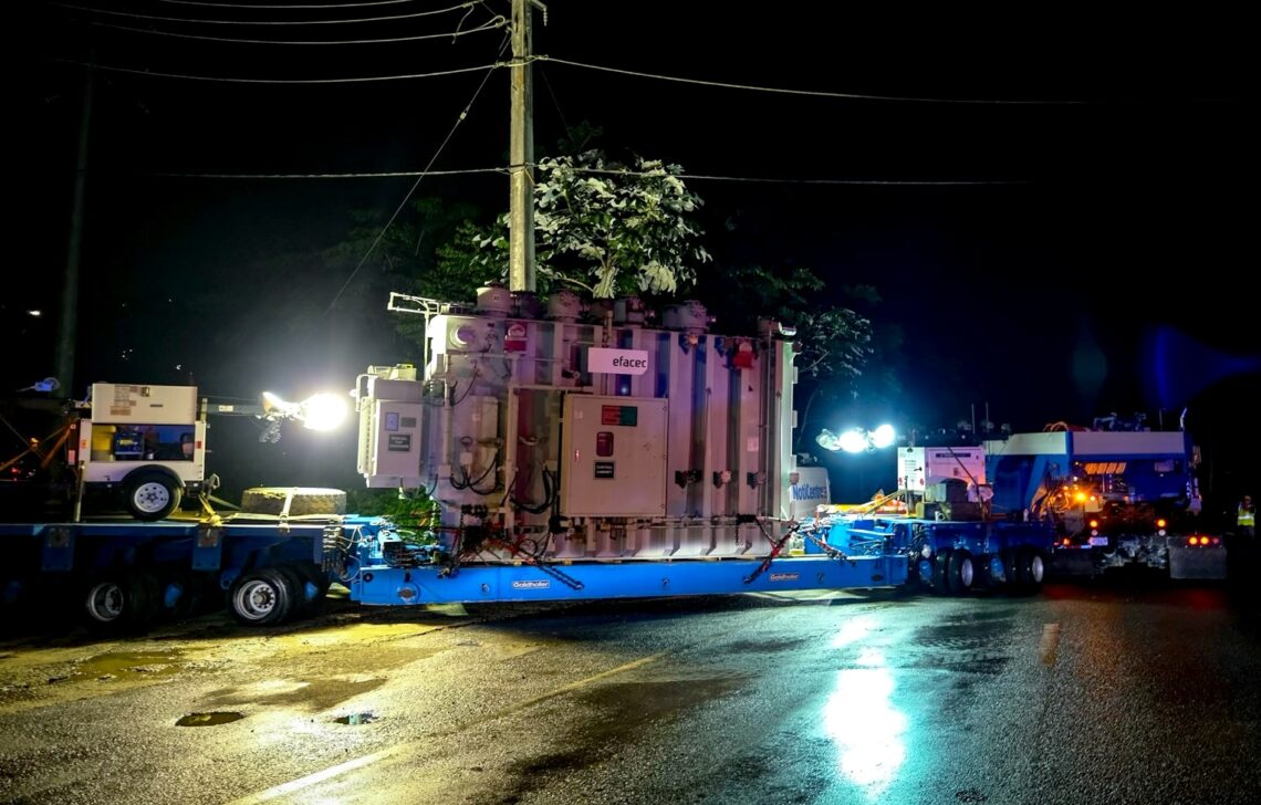Traslado del transformador de Caguas a San Juan. (Foto: LUMA Energy)