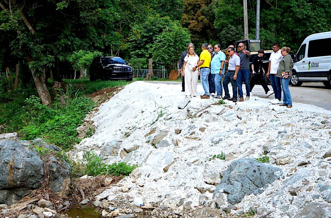 “Hemos estado haciendo, con meses de antelación, el trabajo de limpieza de vados, sistemas pluviales, canales y hemos adquirido la maquinaria necesaria para estos casos", dijo la alcaldesa interina de Ponce, Marlese Sifre Rodríguez.