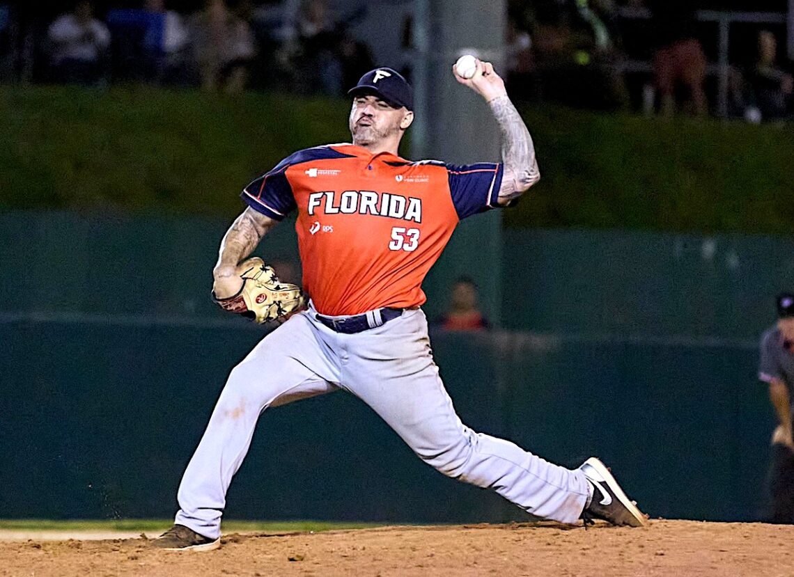 Héctor Santiago, de los Titanes de Florida. (Foto: José Espinal)