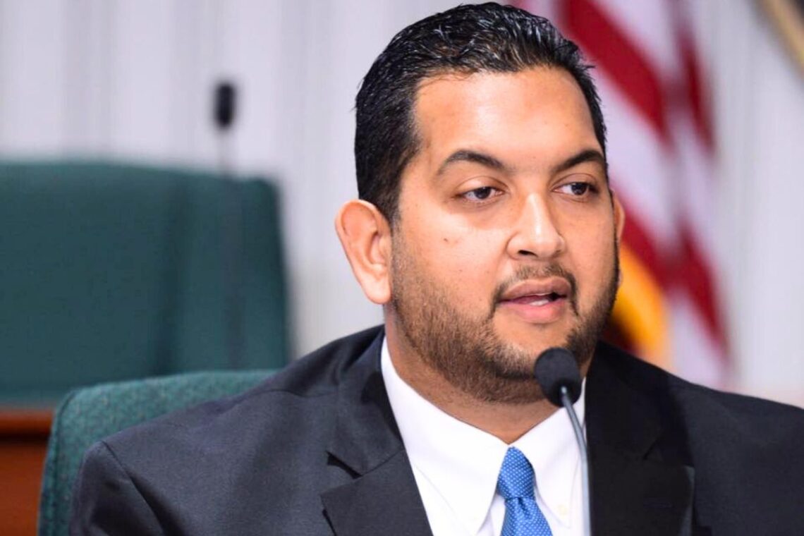 Oriol Campos, director de Finanzas de Jenniffer González. (Foto suministrada)