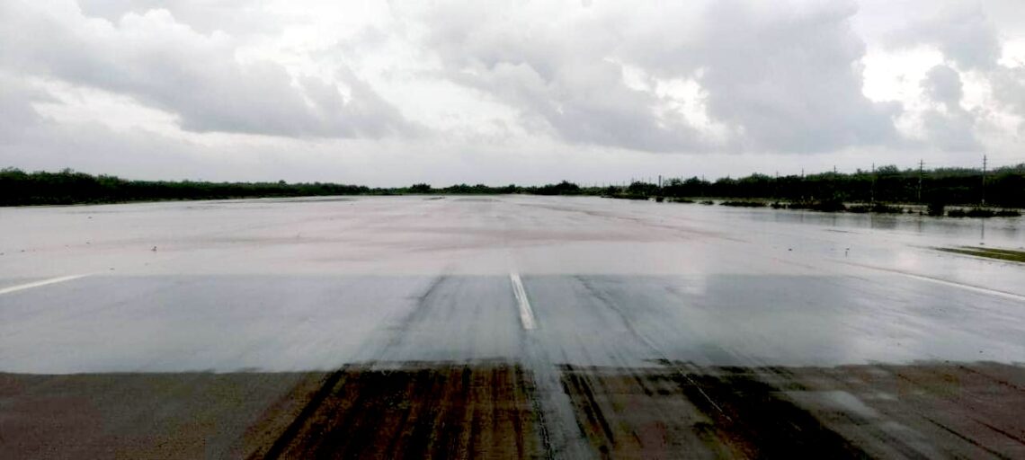 Inundación en el aeropuerto Mercedita de Ponce el 14 de agosto de 2024. (Foto: Joel Pizá Batiz / Facebook)
