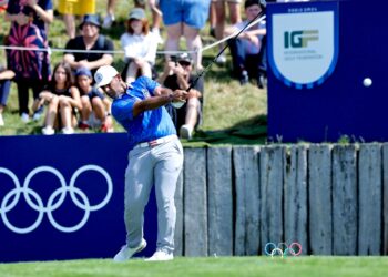 Rafael Campos durante la primera ronda del golf en París 2024. (Foto: COPUR)