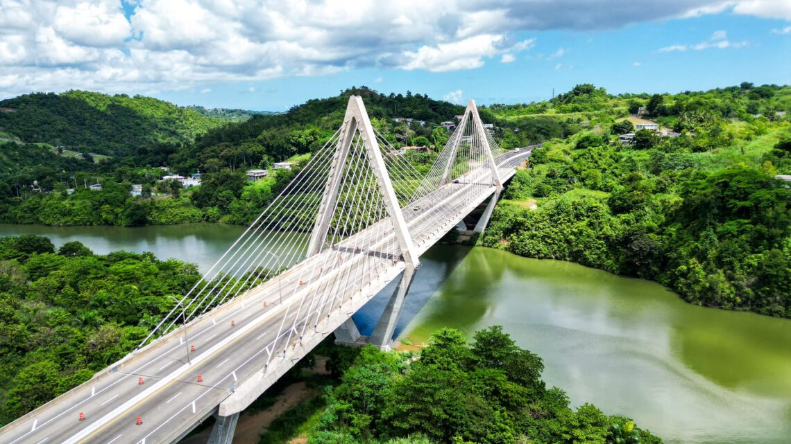 Foto: Gobernador Pierluisi/Facebook