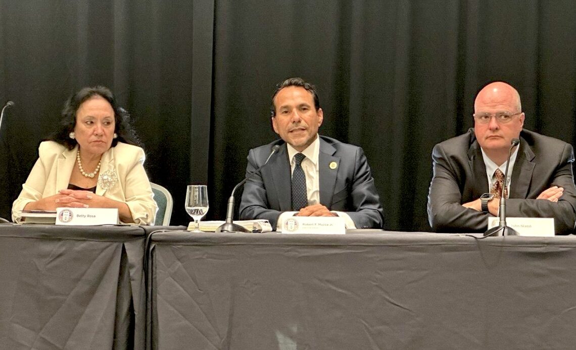 Junta de Control Fiscal en su reunión pública del 18 de septiembre de 2024. (Foto: CyberNews)