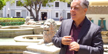 A sus 51 años de edad, Rafael González Pratts aspira a convertirse en alcalde de Ponce bajo la insignia de Proyecto Dignidad, un partido que en cuatro años pasó de tener un puñado de candidatos a presentar aspirantes a todos los puestos electivos del país. (Foto: Jason Rodríguez Grafa)