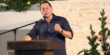 Juan Dalmau Ramírez fue el orador principal del evento de conmemoración del natalicio de Pedro Albizu Campos el 12 de septiembre en Ponce. (Foto: Michelle Estrada Torres)