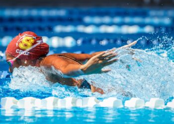 Las Delfinas de la USC son las tricampeonas de los eventos de natación de la LAI. (Foto: LAI)