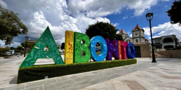 Plaza pública de Aibonito. (Foto: Omar Alfonso)