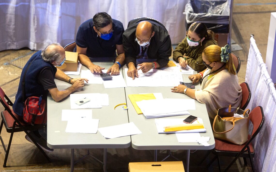 Foto de archivo del escrutinio de las elecciones del 2020. (Foto: CyberNews)