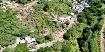 Los estudios geológicos en la zona aún no brindan pistas concluyentes, reconoció a La Perla del Sur el alcalde de ese municipio, Ismael Rodríguez Ramos. (Foto: Puerto Rico Landslide Hazard Mitigation webpage)