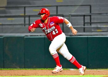 Onix Vega, de los Criollos de Caguas. (Foto: Carmen "Tita" Perez)