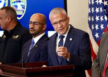 Secretario interino del Departamento de Seguridad Pública, Alexis Torres. (Foto: departamento de Seguridad Pública / Facebook)