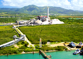 La propuesta, además, tendría el efecto de extender el rescate económico que el Gobierno de Puerto Rico le concedió a la compañía privada el pasado año. (Foto archivo)