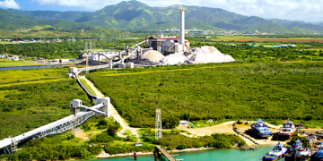 La propuesta, además, tendría el efecto de extender el rescate económico que el Gobierno de Puerto Rico le concedió a la compañía privada el pasado año. (Foto archivo)