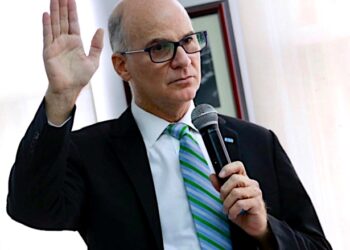 El 15 de marzo de 2022, Jesús Bolinaga burló a la comisión que entonces presidía el exrepresentante Luis Raúl Torres, al insistir bajo juramento que AES no negociaba un rescate financiero con la Autoridad de Energía Eléctrica, ni con el gobierno. (Foto archivo)