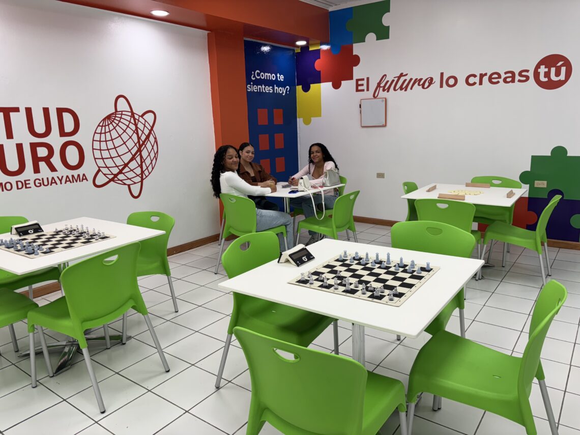 Salón de dominó y ajedrez de la Casa de la Juventud en Guayama. (Foto suministrada)