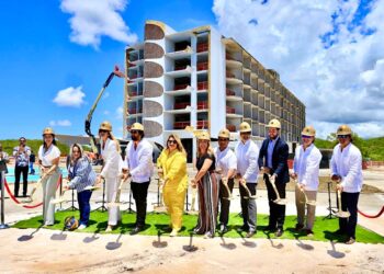 El desarrollo de The Continental es liderado por el arquitecto e inversionista ponceño, Abel Misla Villalba, en sociedad con Antonio D’Elia Smith, principal oficial financiero y socio de Vigia Holdings, LLC. El proyecto, que requiere una inversión de sobre $35 millones, es desarrollado bajo la bandera de Tribute Porfolio, de Marriott International. (Foto: Gobierno Municipal de Ponce)