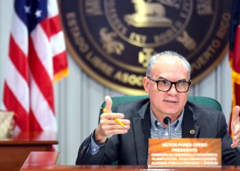El presidente de la Comisión de Gobierno de la Cámara de Representantes, Víctor Parés. (Foto: Cámara de Representantes / archivo)