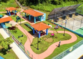 Parque de Mascotas, ubicado en el Complejo Deportivo Francisco “Pancho” Deida en Hatillo. (Foto suministrada)