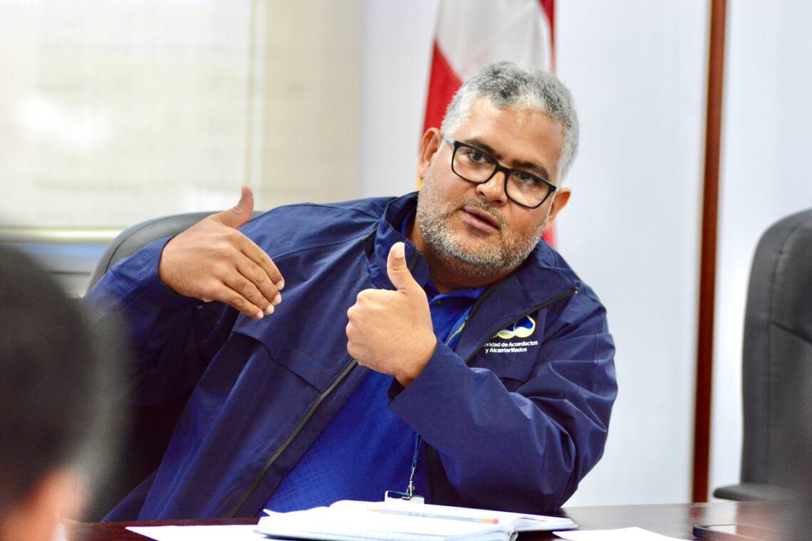 Presidente ejecutivo de la Autoridad de la AAA, Luis González Delgado. (Foto: AcueductorPR/Facebook