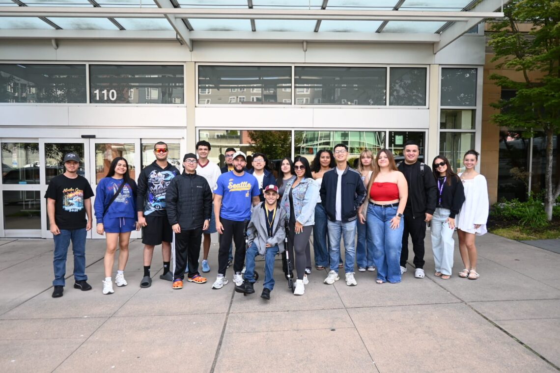 Estudiantes yaucanos viajan a Alaska como premio por sus buenas notas. (Foto suministrada)