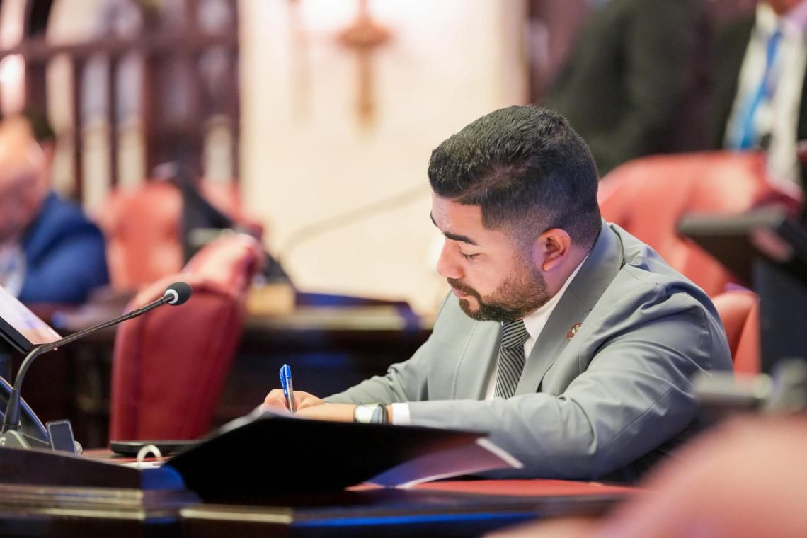 Senador Luis Daniel Colón. (Foto suministrada)