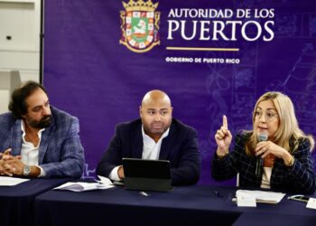 “Mercedita debe ser parte de un plan integral y visionario”, reclamó la alcaldesa Marlese Sifre Rodríguez ante miembros del sector empresarial y el director ejecutivo de la Autoridad de los Puertos, Norberto Negrón Díaz. (Foto suministrada)