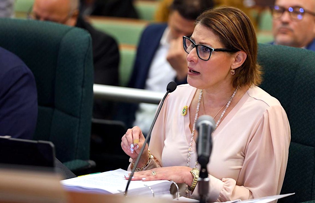 “El problema que puede haber aquí… es un mal uso de los fondos federales y una falta de control de sus gastos”, puntualizó Mary Zapata Acosta, directora de la AEE. (suministrada)