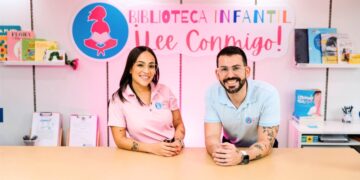 Gianlee Márquez y Juan Carlos Acevedo Gándara de Lee Conmigo. (Foto suministrada)
