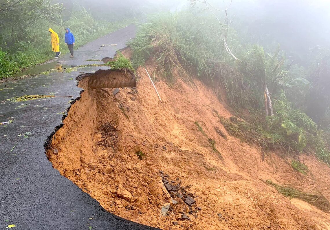 La carencia de un plan para atender el cambio climático y la falta de datos precisos sobre daños por deslizamientos limitan la reparación de caminos y carreteras, lo que representa un riesgo constante. (suministrada)