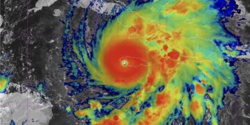 Tal azote abre el escenario a que residencias y edificios no soporten el embate del huracán Melissa, reconoció el primer ministro Andrew Holness. (Imagen: NOAA)