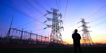 Además, el proceso de contratación se lleva a cabo a puerta cerrada, y frecuentemente los resultados responden a motivaciones políticas. (Foto archivo)