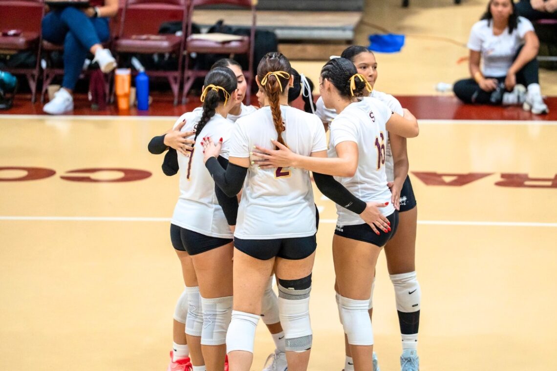 Las Delfinas de la USC van para su primera final desde el 2018 en el voleibol. (IQ voleibol).