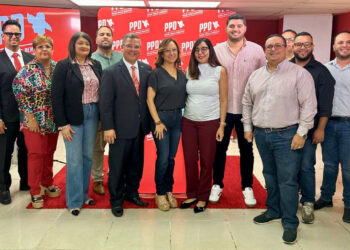 Nueva directiva de la Asociacion de Legisladores Municipales Populares. (Foto suministrada)
