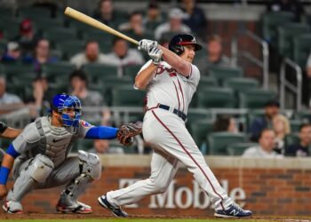 Jardinero y primera base Alex Dickerson. (Foto suministrada)