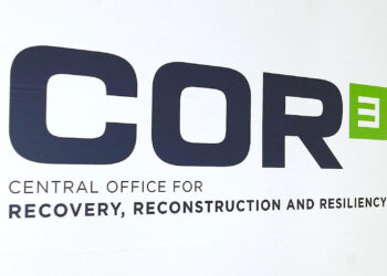 Pese a que los documentos existen y fueron sometidos a una entidad gubernamental, la Oficina Central de Recuperación, Reconstrucción y Resiliencia (COR3) no entregó la información al Centro de Periodismo Investigativo. (Foto suministrada)
Conferencia de prensa del director ejecutivo de COR3, ingeniero Manuel A. Laboy Rivera, sobre avances en los procesos de reconstrucción en Puerto Rico. Suite 210. 50 State Road #165. Buchanan Sector, Amelia Industrial Park.