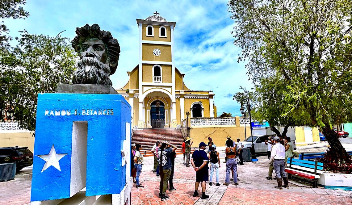 Plaza de la Revolución, Lares (Foto archivo)