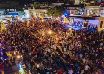 Plaza Fernando Pacheco de Yauco, donde este sábado y domingo se celebra el festival Navidad en el Cafetal. (Foto: FB Mun. Yauco)
