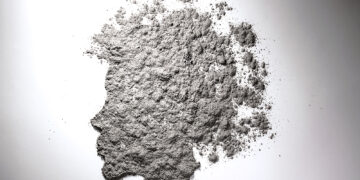 Sus autores detectaron 449 condados en los que no solo existían depósitos de cenizas, sino también una población con tasas de cáncer “notablemente” más altas. (Foto archivo)